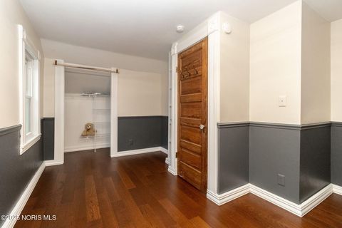 Tiny photo for 620 W Wayne Street, Maumee, OH 43537 (MLS # 10001879)