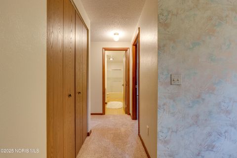 Tiny photo for 2732 Ralphwood Drive, Toledo, OH 43613 (MLS # 10000683)