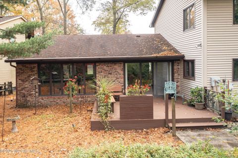 Tiny photo for 2732 Ralphwood Drive, Toledo, OH 43613 (MLS # 10000683)