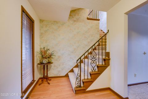 Tiny photo for 2732 Ralphwood Drive, Toledo, OH 43613 (MLS # 10000683)