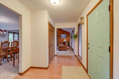 Tiny photo for 2732 Ralphwood Drive, Toledo, OH 43613 (MLS # 10000683)