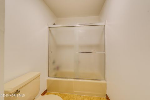 Tiny photo for 2732 Ralphwood Drive, Toledo, OH 43613 (MLS # 10000683)