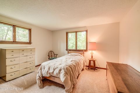 Tiny photo for 2732 Ralphwood Drive, Toledo, OH 43613 (MLS # 10000683)