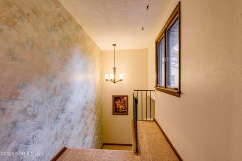 Tiny photo for 2732 Ralphwood Drive, Toledo, OH 43613 (MLS # 10000683)