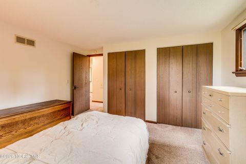 Tiny photo for 2732 Ralphwood Drive, Toledo, OH 43613 (MLS # 10000683)