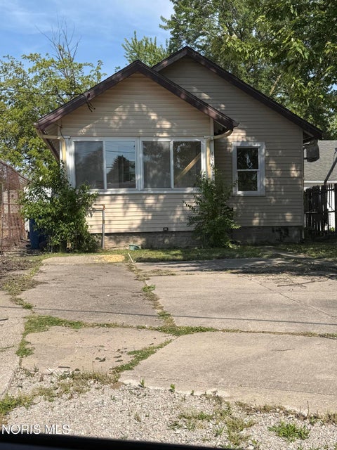 Homes For Sale - 4044 Fitch Road<br/> Toledo, OH 43613
