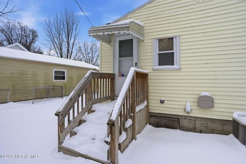 Tiny photo for 914 Sawyer Road, Toledo, OH 43615 (MLS # 10003587)