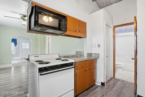 Tiny photo for 914 Sawyer Road, Toledo, OH 43615 (MLS # 10003587)