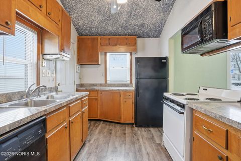 Tiny photo for 914 Sawyer Road, Toledo, OH 43615 (MLS # 10003587)