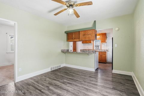 Tiny photo for 914 Sawyer Road, Toledo, OH 43615 (MLS # 10003587)