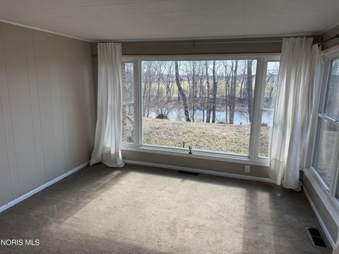 Tiny photo for 921 Lincoln Drive, Defiance, OH 43512 (MLS # 10004543)