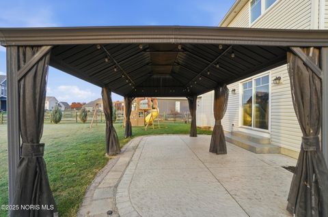 Tiny photo for 9599 Newbury Lane, Whitehouse, OH 43571 (MLS # 10001764)