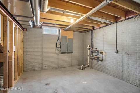 Tiny photo for 9599 Newbury Lane, Whitehouse, OH 43571 (MLS # 10001764)