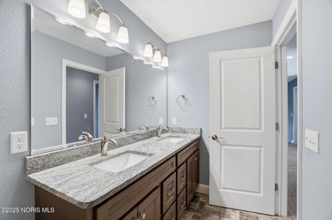 Tiny photo for 9599 Newbury Lane, Whitehouse, OH 43571 (MLS # 10001764)