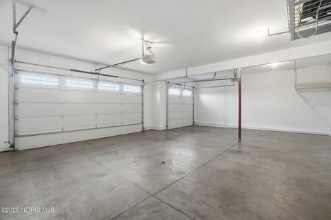 Tiny photo for 9599 Newbury Lane, Whitehouse, OH 43571 (MLS # 10001764)