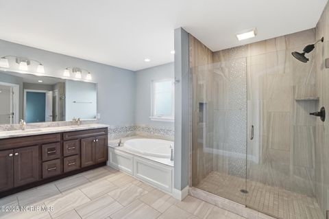 Tiny photo for 9599 Newbury Lane, Whitehouse, OH 43571 (MLS # 10001764)