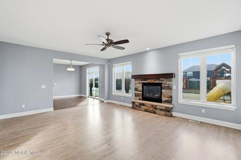 Tiny photo for 9599 Newbury Lane, Whitehouse, OH 43571 (MLS # 10001764)