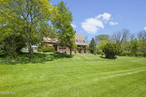 Tiny photo for 7715 Little Road, Sylvania, OH 43560 (MLS # 10007560)