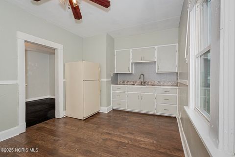 Tiny photo for 235 Bronson Avenue, Toledo, OH 43608 (MLS # 10001851)