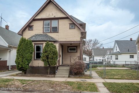 Photo of 235 Bronson Avenue, Toledo, OH 43608 (MLS # 10001851)