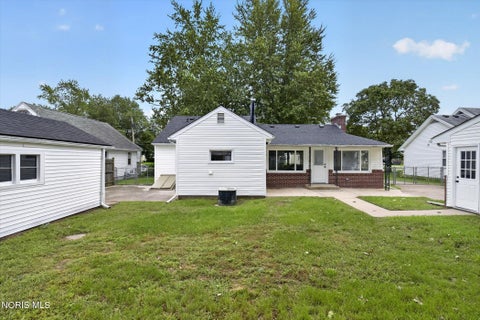 Tiny photo for 5028 Arbor Way, Sylvania, OH 43560 (MLS # 10013753)