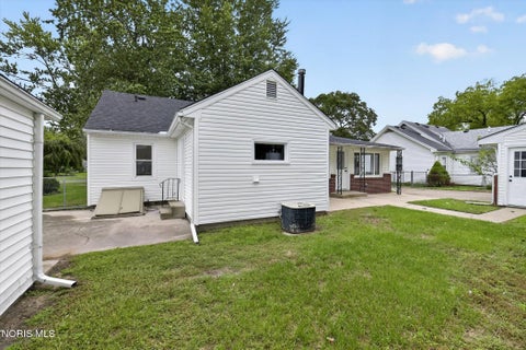 Tiny photo for 5028 Arbor Way, Sylvania, OH 43560 (MLS # 10013753)