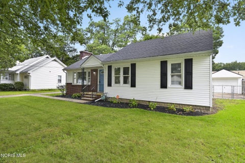 Tiny photo for 5028 Arbor Way, Sylvania, OH 43560 (MLS # 10013753)