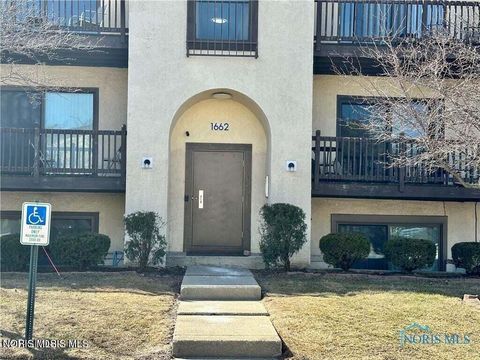 Tiny photo for 1662 Brownstone Boulevard #312, Toledo, OH 43614 (MLS # 10005688)