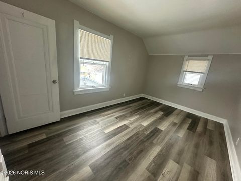 Tiny photo for 3651 Leybourn Avenue, Toledo, OH 43612 (MLS # 10003673)