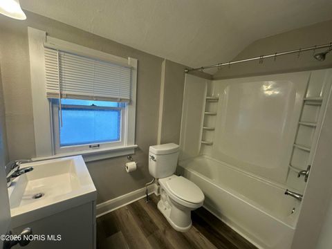 Tiny photo for 3651 Leybourn Avenue, Toledo, OH 43612 (MLS # 10003673)