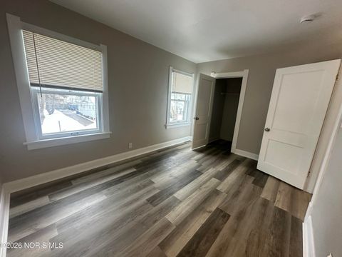 Tiny photo for 3651 Leybourn Avenue, Toledo, OH 43612 (MLS # 10003673)