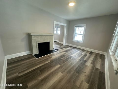 Tiny photo for 3651 Leybourn Avenue, Toledo, OH 43612 (MLS # 10003673)