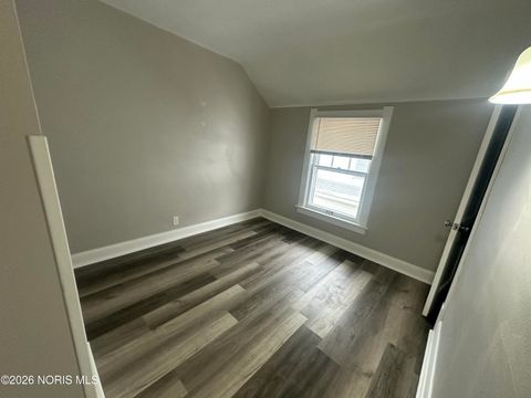 Tiny photo for 3651 Leybourn Avenue, Toledo, OH 43612 (MLS # 10003673)