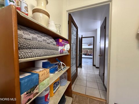 Tiny photo for 4837 Springbrook Drive, Toledo, OH 43615 (MLS # 10006666)