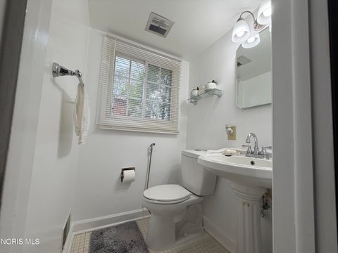 Tiny photo for 4837 Springbrook Drive, Toledo, OH 43615 (MLS # 10006666)