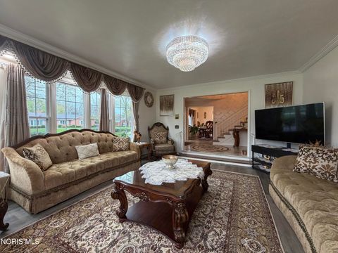 Tiny photo for 4837 Springbrook Drive, Toledo, OH 43615 (MLS # 10006666)