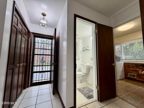 Tiny photo for 4837 Springbrook Drive, Toledo, OH 43615 (MLS # 10006666)