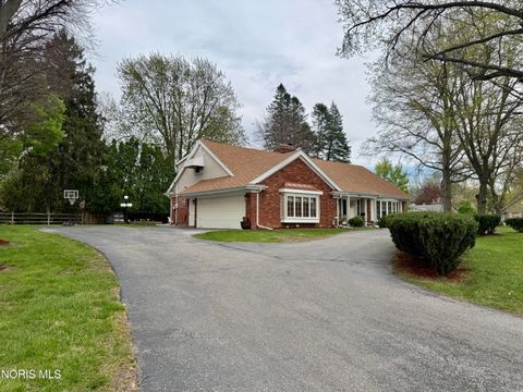 Tiny photo for 4837 Springbrook Drive, Toledo, OH 43615 (MLS # 10006666)