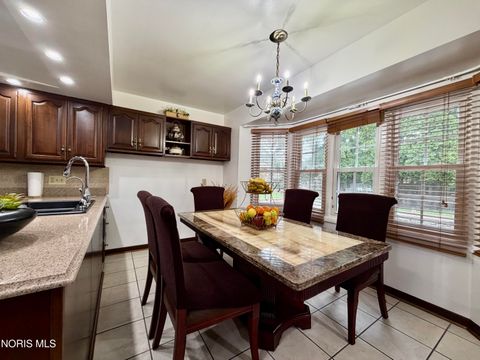 Tiny photo for 4837 Springbrook Drive, Toledo, OH 43615 (MLS # 10006666)