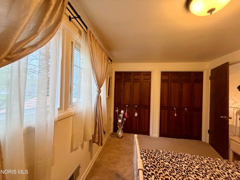 Tiny photo for 4837 Springbrook Drive, Toledo, OH 43615 (MLS # 10006666)