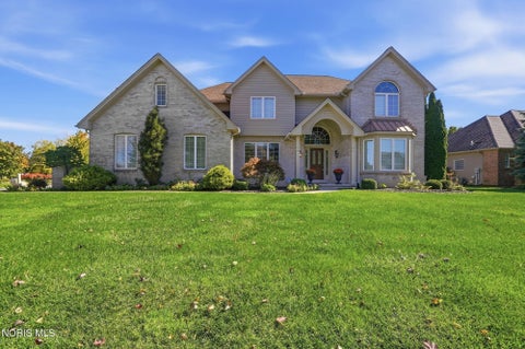 Photo of 4810 Farm Creek Lane, Sylvania, OH 43560 (MLS # 10014353)