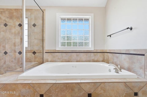 Tiny photo for 4810 Farm Creek Lane, Sylvania, OH 43560 (MLS # 10014353)
