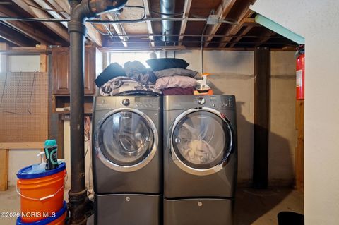 Tiny photo for 1313 Birch Avenue, Maumee, OH 43537 (MLS # 10003844)