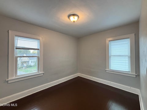 Tiny photo for 1721 Mansfield Road, Toledo, OH 43613 (MLS # 10014777)