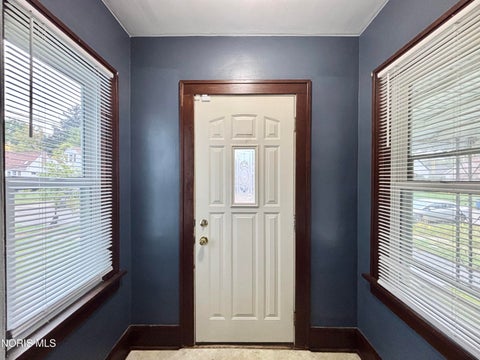 Tiny photo for 1721 Mansfield Road, Toledo, OH 43613 (MLS # 10014777)