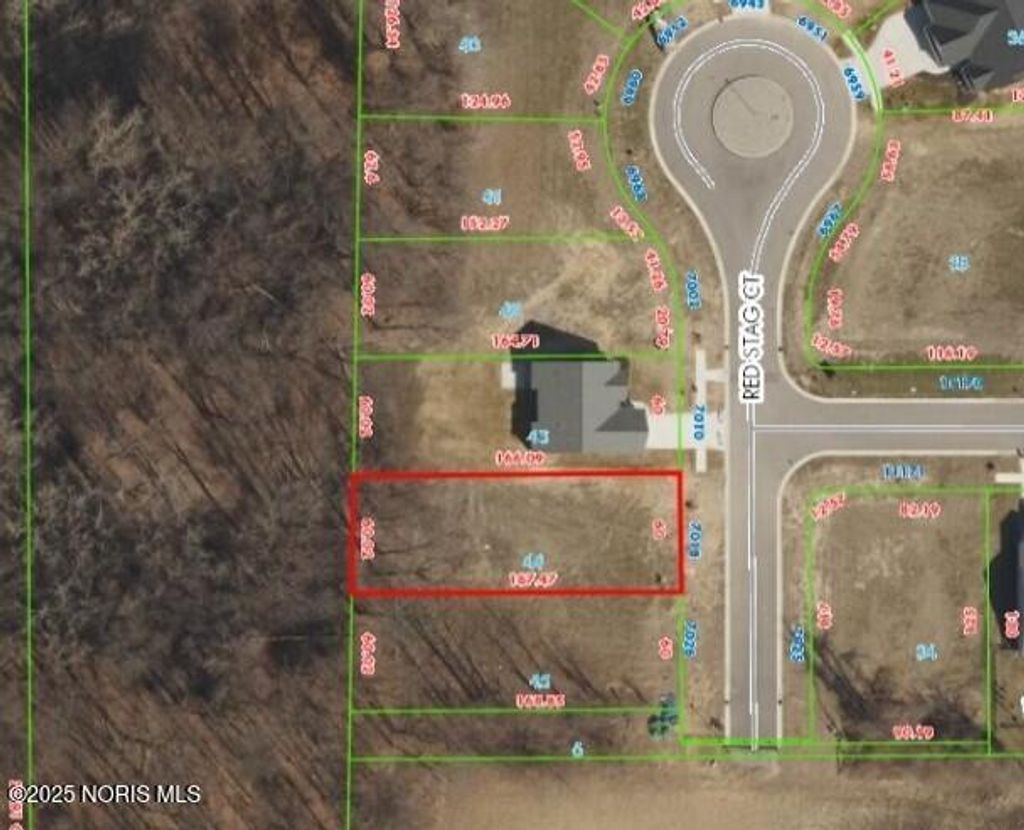 Photo for 7018 Red Stag Court, Whitehouse, OH 43571 (MLS # 10000466)