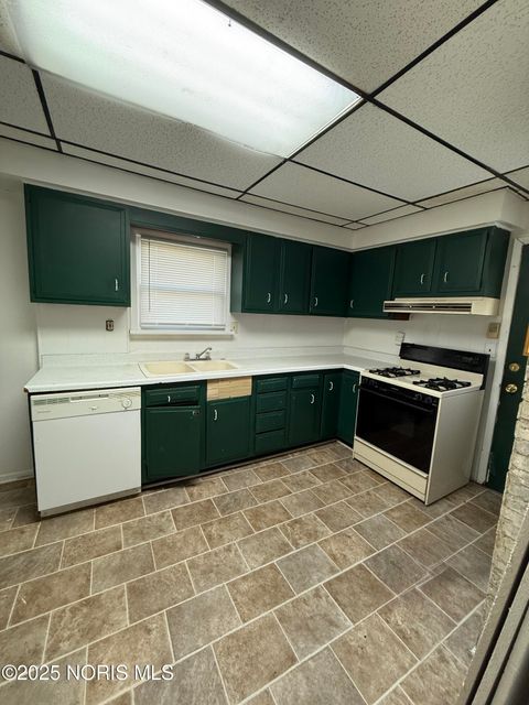 Tiny photo for 1413 Ironwood Avenue, Toledo, OH 43605 (MLS # 10001083)