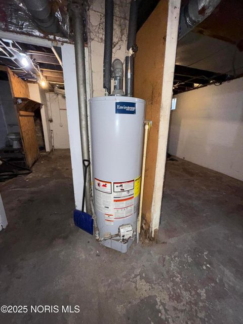 Tiny photo for 1413 Ironwood Avenue, Toledo, OH 43605 (MLS # 10001083)