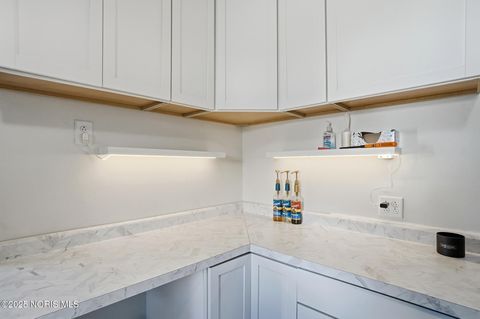 Tiny photo for 3827 Grantley Road, Toledo, OH 43613 (MLS # 10002005)