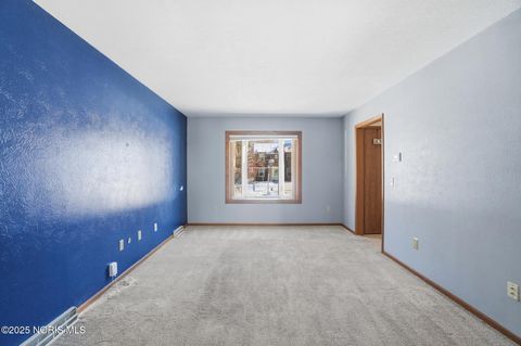 Tiny photo for 3827 Grantley Road, Toledo, OH 43613 (MLS # 10002005)